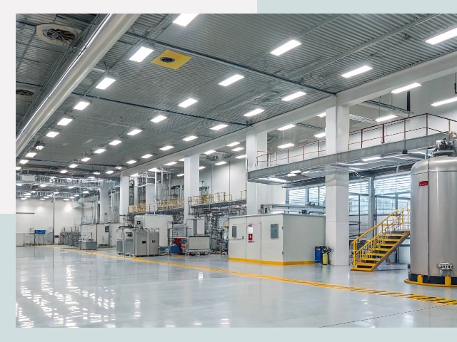 Освещение ангаров в Южноуральске от 656 руб. - Эффективные решения